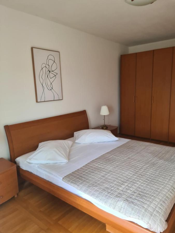 Bura Apartment Jelsa  Ngoại thất bức ảnh