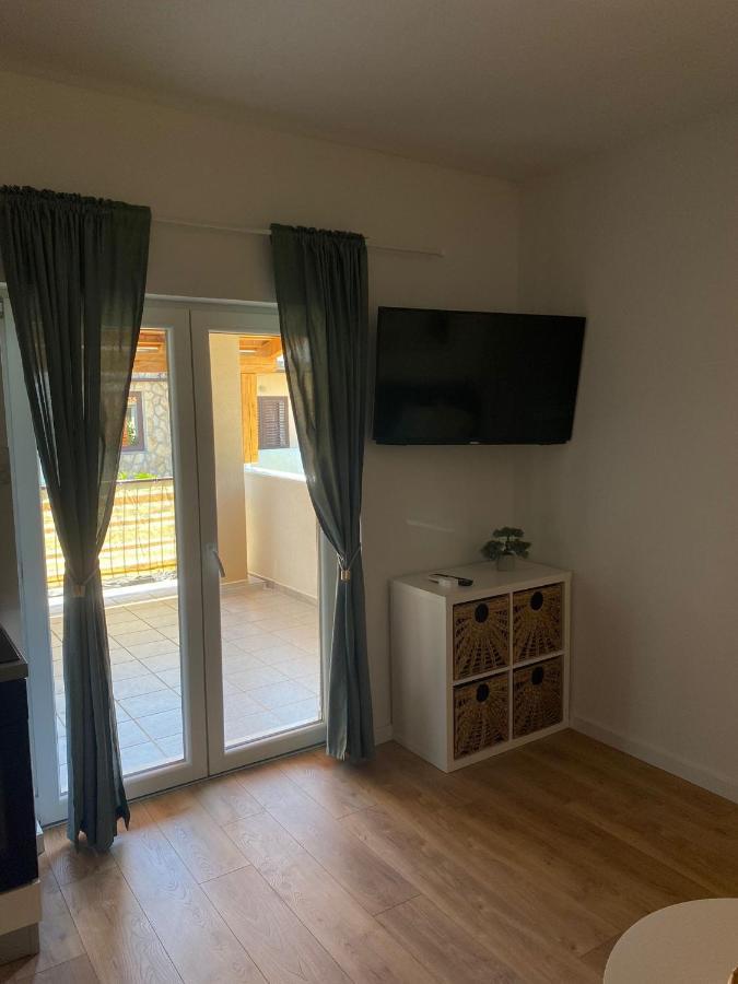 Bura Apartment Jelsa  Ngoại thất bức ảnh