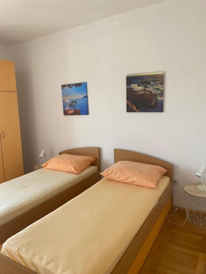 Bura Apartment Jelsa  Ngoại thất bức ảnh